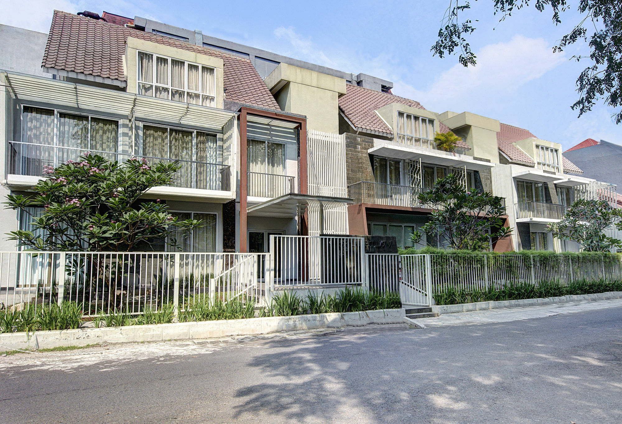 Sampit Residence Managed By Flat06 Jakarta Exterior photo
